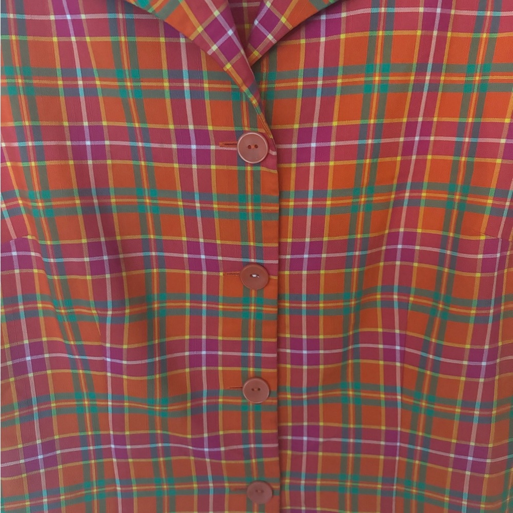 SAG HARBOR plaid multi orange sleeveless blouse. - Picture 4 of 4